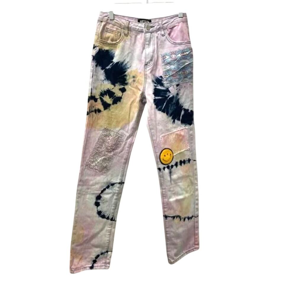 Poster Grl x DollsKill Twisted Rhythm Patched Tie Dye Jeans Sz Small NWOT - Picture 2 of 11